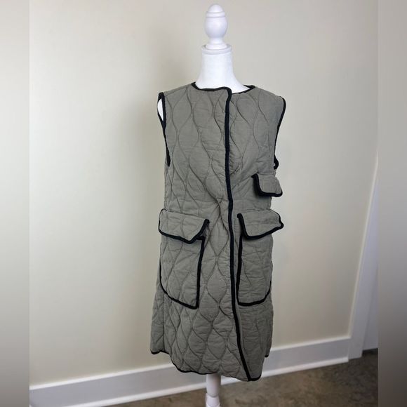 Green Oval Quilted Lined Midi Sleeveless Winter Vest With Black Piping Handmade - Picture 1 of 10
